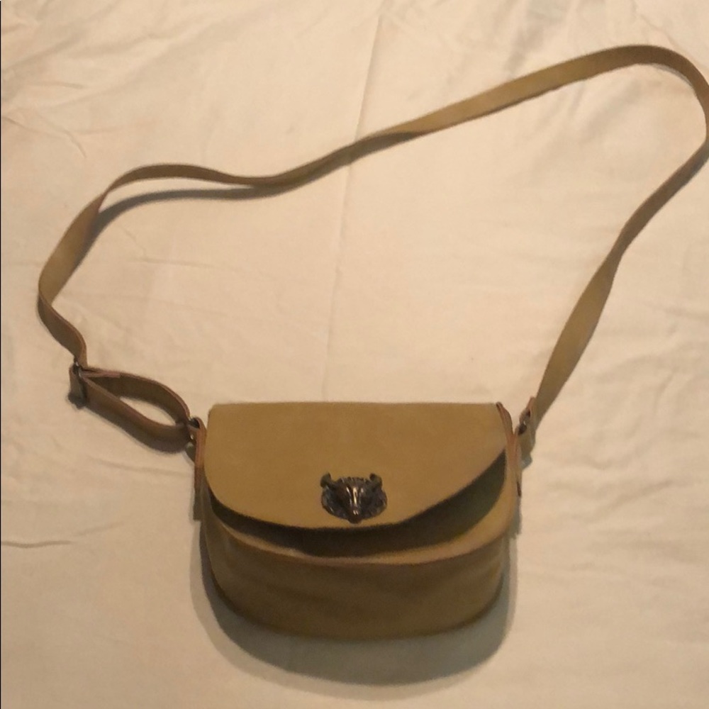 Small crossbody
